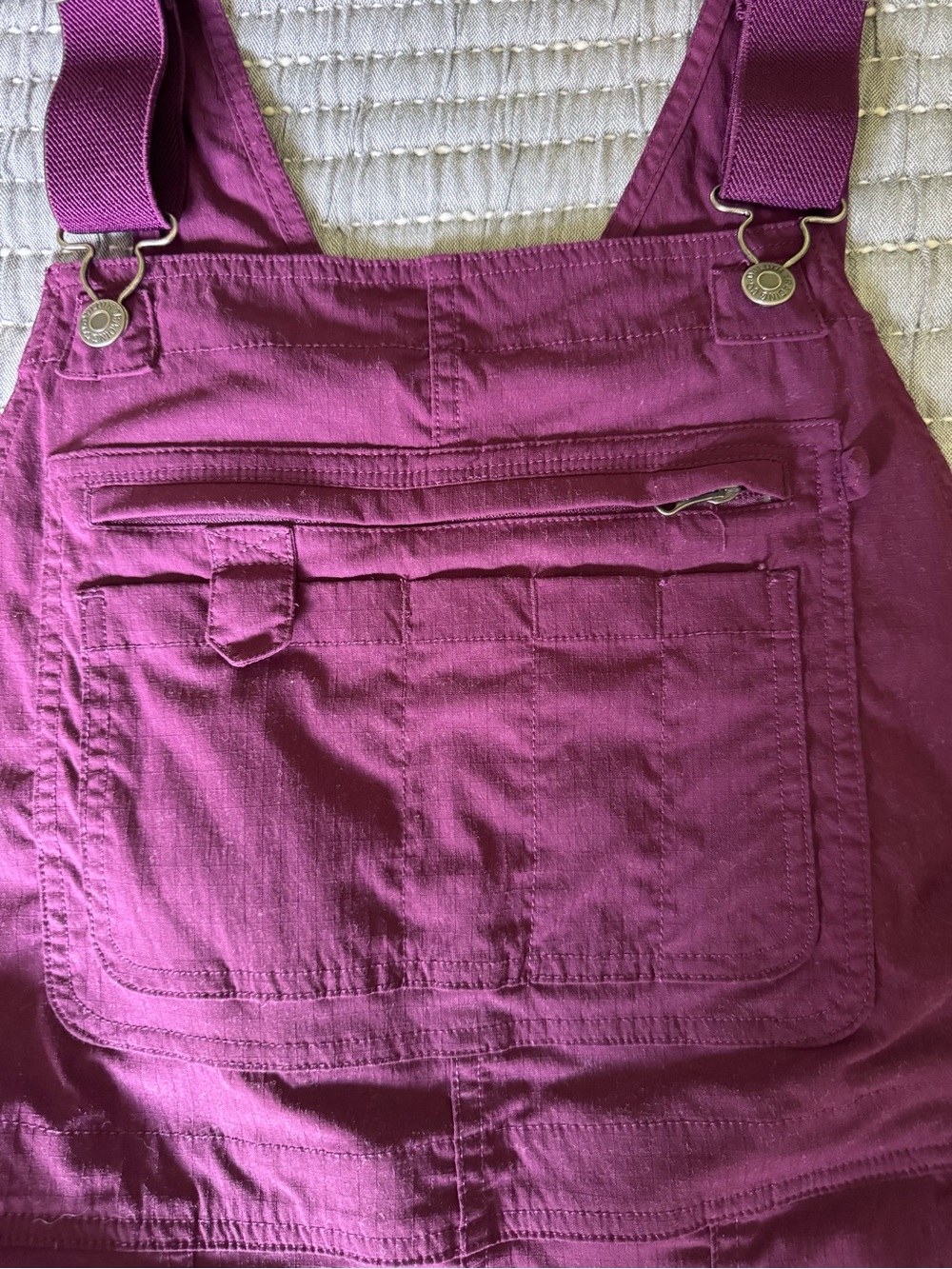 Duluth Trading co Heirloom Gardening Short Overalls Berry color - Picture 6 of 13